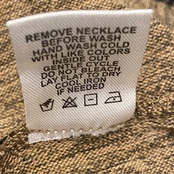 TACERA Women’s Brown Taupe Pullover Long Sleeves Attached Necklace Dress Medium. - Picture 4 of 8